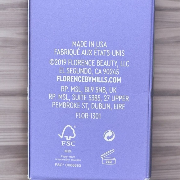 Florence by Mills Get That Grime Exfoliating Face Scrub - Picture 14 of 17